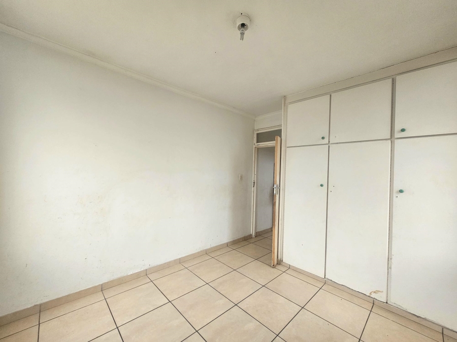 2 Bedroom Property for Sale in Montclair KwaZulu-Natal