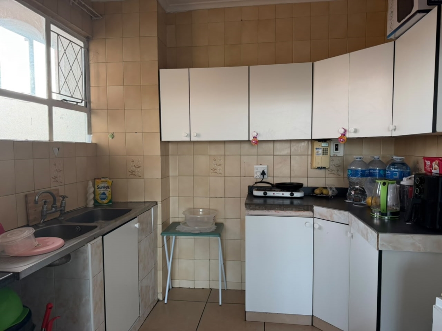To Let 2 Bedroom Property for Rent in Montclair KwaZulu-Natal