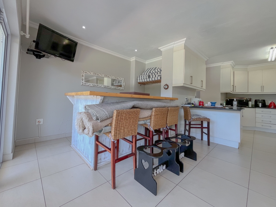 To Let 3 Bedroom Property for Rent in Sheffield Beach KwaZulu-Natal