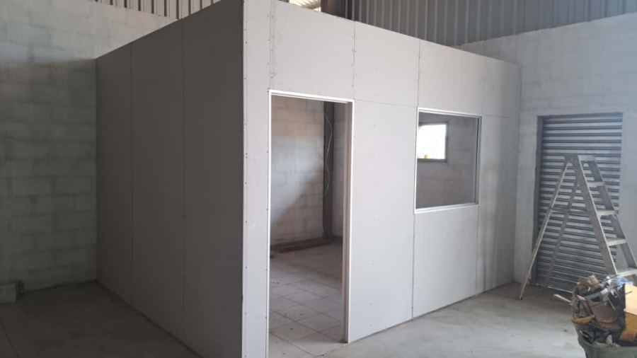 To Let commercial Property for Rent in Hillview KwaZulu-Natal