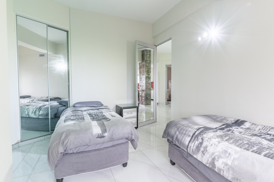 2 Bedroom Property for Sale in North Beach KwaZulu-Natal