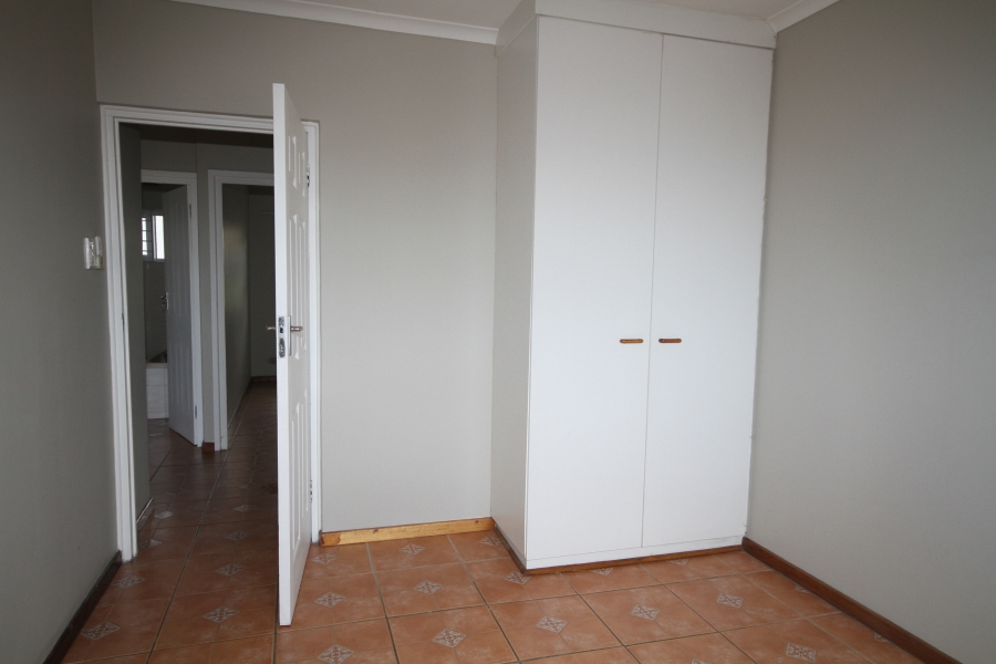To Let 3 Bedroom Property for Rent in Amanzimtoti KwaZulu-Natal
