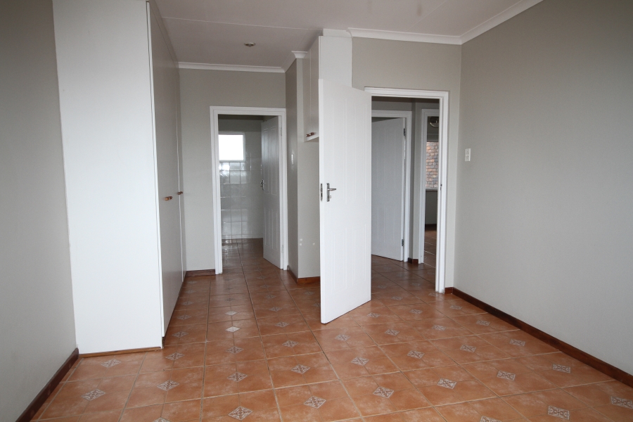 To Let 3 Bedroom Property for Rent in Amanzimtoti KwaZulu-Natal