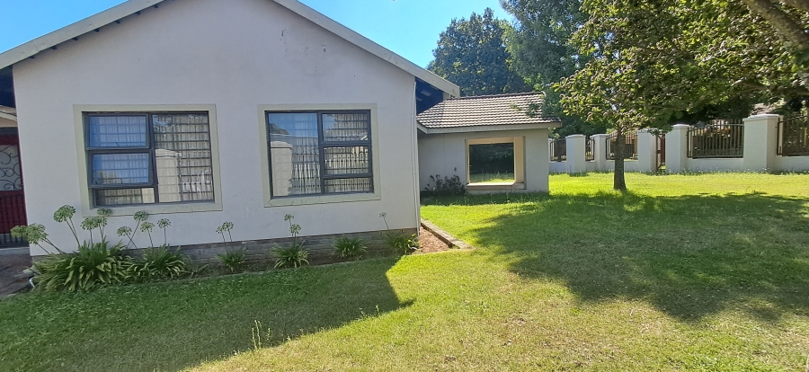 4 Bedroom Property for Sale in Huttenheights KwaZulu-Natal