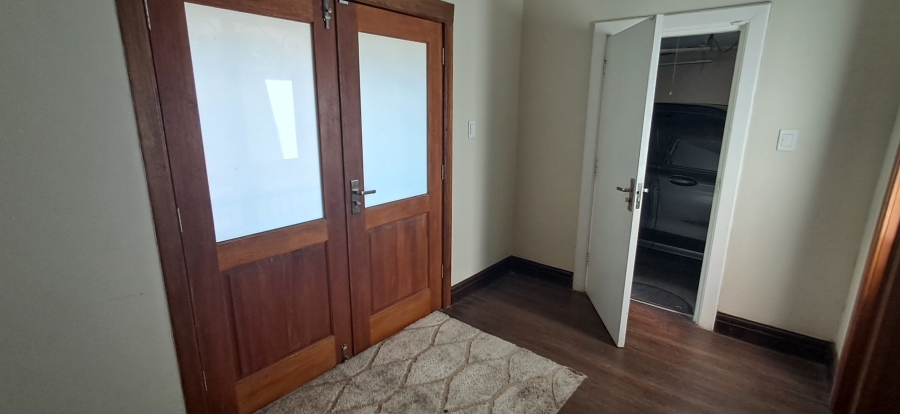 4 Bedroom Property for Sale in Huttenheights KwaZulu-Natal