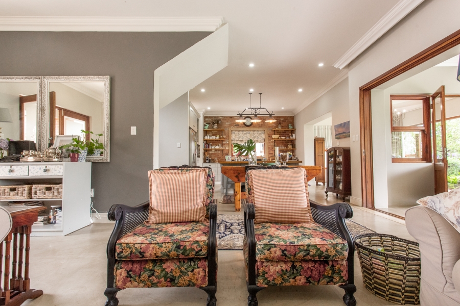 5 Bedroom Property for Sale in Cotswold Downs Estates KwaZulu-Natal