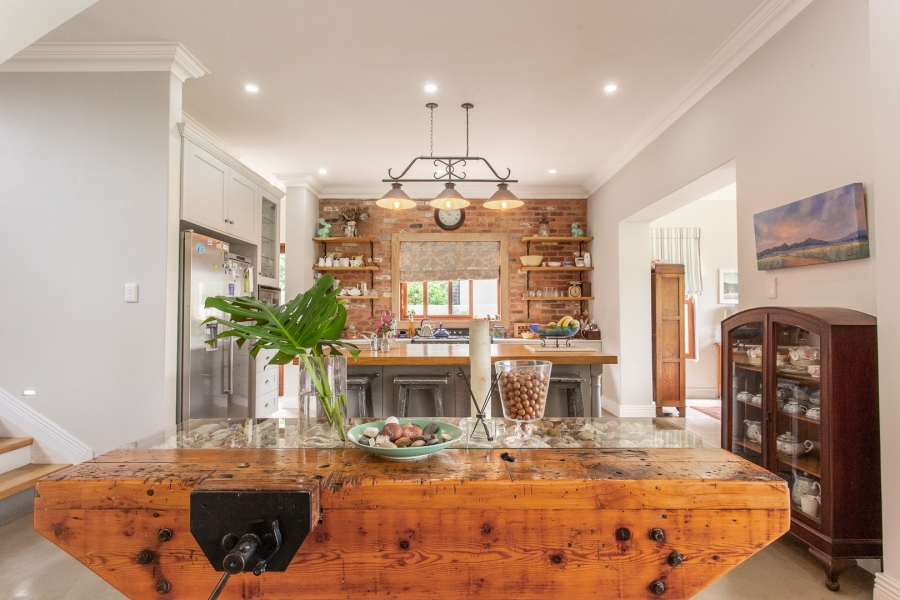 5 Bedroom Property for Sale in Cotswold Downs Estates KwaZulu-Natal