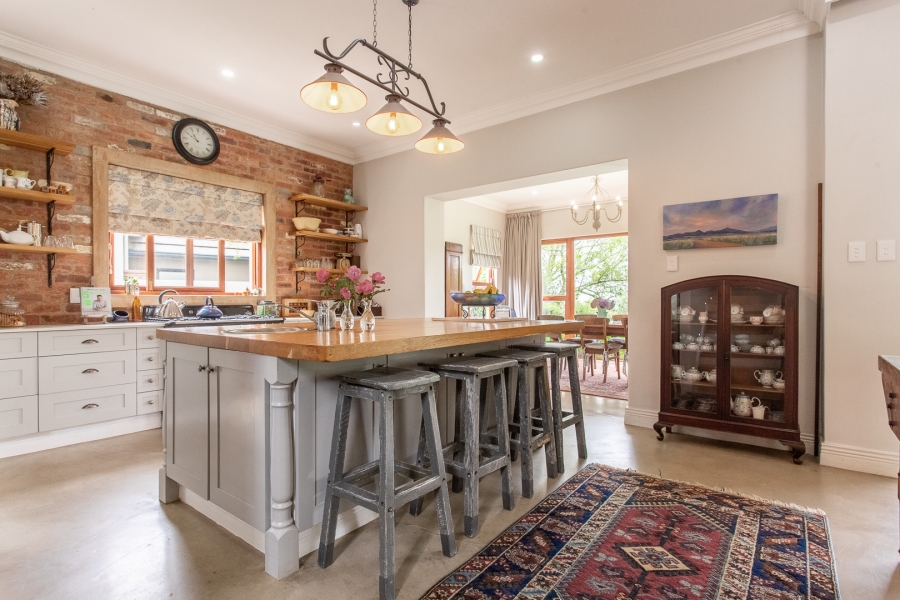 5 Bedroom Property for Sale in Cotswold Downs Estates KwaZulu-Natal