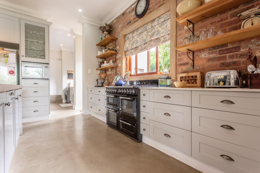 5 Bedroom Property for Sale in Cotswold Downs Estates KwaZulu-Natal