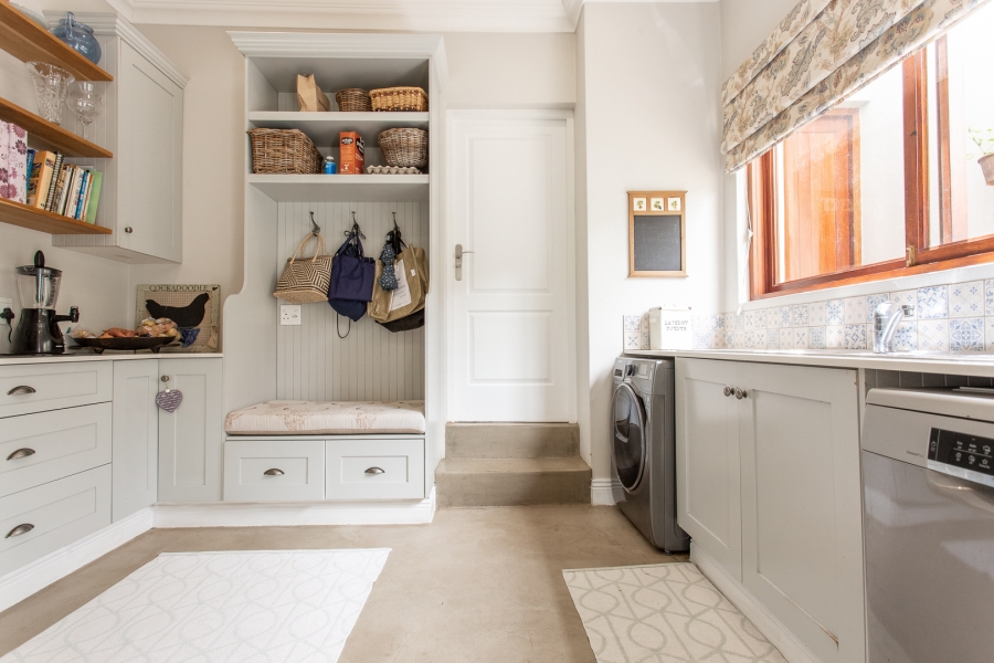 5 Bedroom Property for Sale in Cotswold Downs Estates KwaZulu-Natal