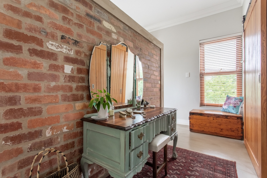 5 Bedroom Property for Sale in Cotswold Downs Estates KwaZulu-Natal