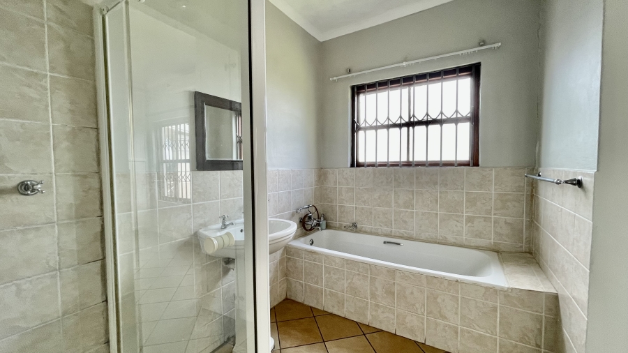 3 Bedroom Property for Sale in Oak Park KwaZulu-Natal