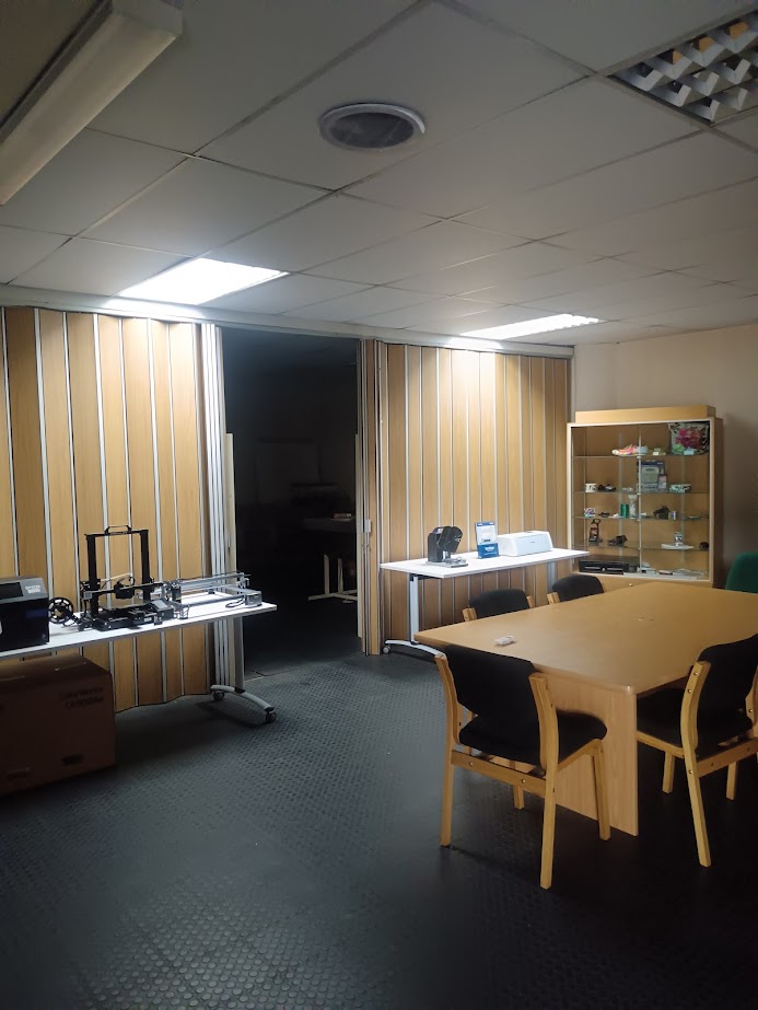 To Let commercial Property for Rent in Mahogany Ridge KwaZulu-Natal