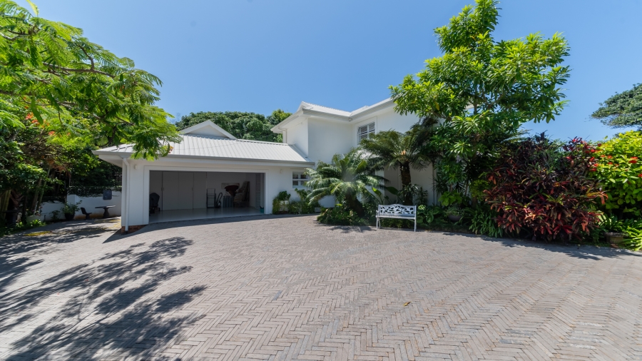 6 Bedroom Property for Sale in Willard Beach KwaZulu-Natal
