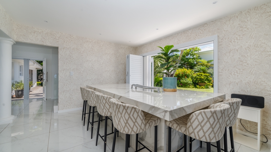 6 Bedroom Property for Sale in Willard Beach KwaZulu-Natal