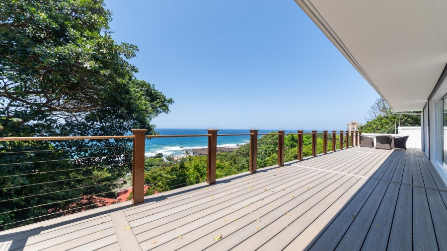 6 Bedroom Property for Sale in Willard Beach KwaZulu-Natal