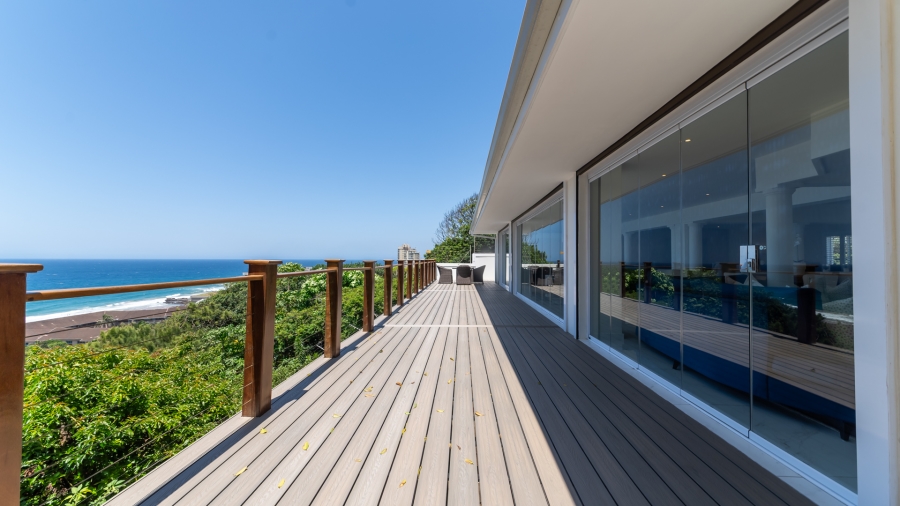 6 Bedroom Property for Sale in Willard Beach KwaZulu-Natal