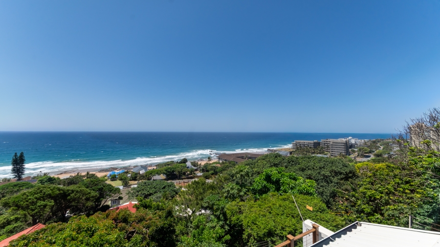 6 Bedroom Property for Sale in Willard Beach KwaZulu-Natal