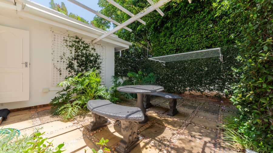 6 Bedroom Property for Sale in Willard Beach KwaZulu-Natal