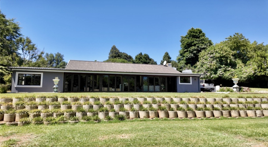 To Let 2 Bedroom Property for Rent in Nottingham Road KwaZulu-Natal