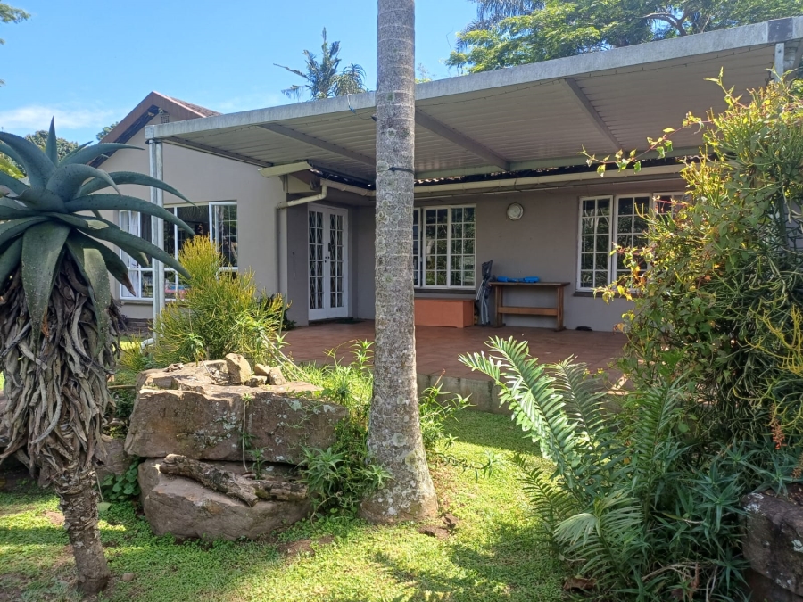 To Let 3 Bedroom Property for Rent in Waterfall KwaZulu-Natal