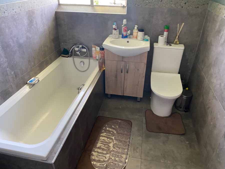 1 Bedroom Property for Sale in Pelham KwaZulu-Natal