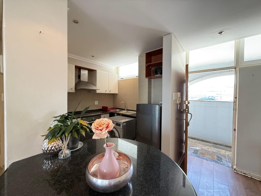 To Let 2 Bedroom Property for Rent in Umhlanga Ridge KwaZulu-Natal