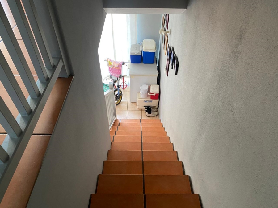 2 Bedroom Property for Sale in Glenwood KwaZulu-Natal