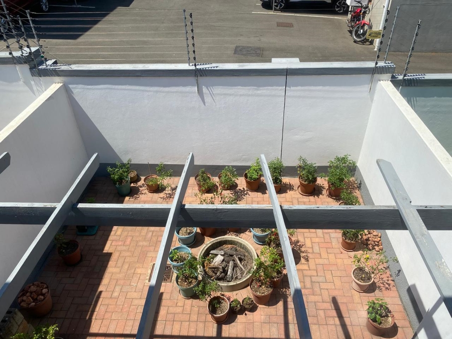 2 Bedroom Property for Sale in Glenwood KwaZulu-Natal