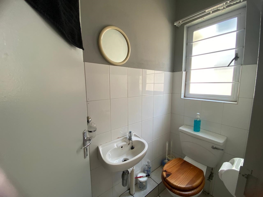 2 Bedroom Property for Sale in Glenwood KwaZulu-Natal