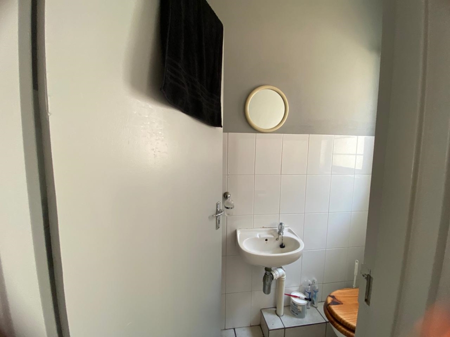 2 Bedroom Property for Sale in Glenwood KwaZulu-Natal