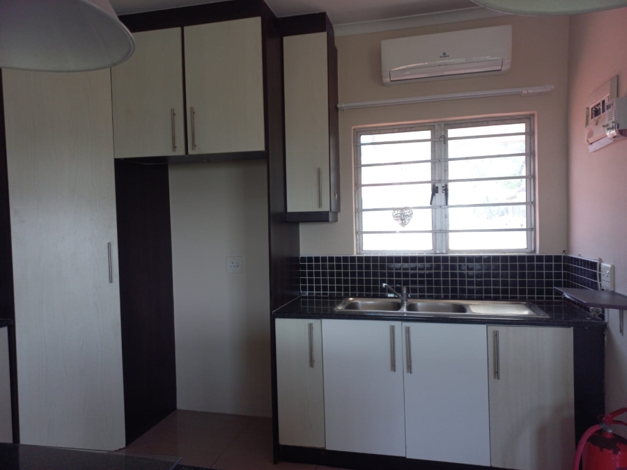 To Let 3 Bedroom Property for Rent in Glenwood KwaZulu-Natal