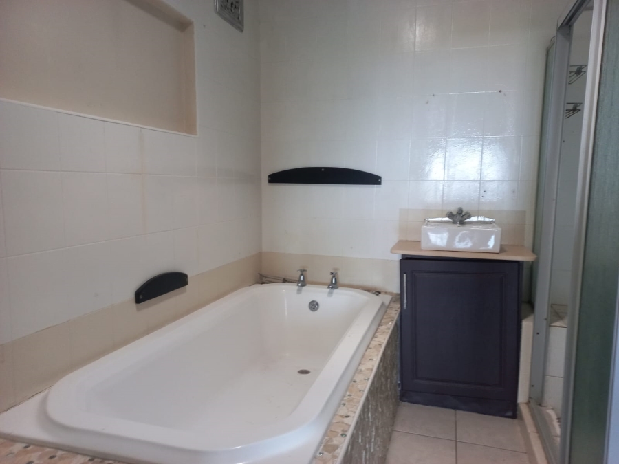 To Let 3 Bedroom Property for Rent in Glenwood KwaZulu-Natal