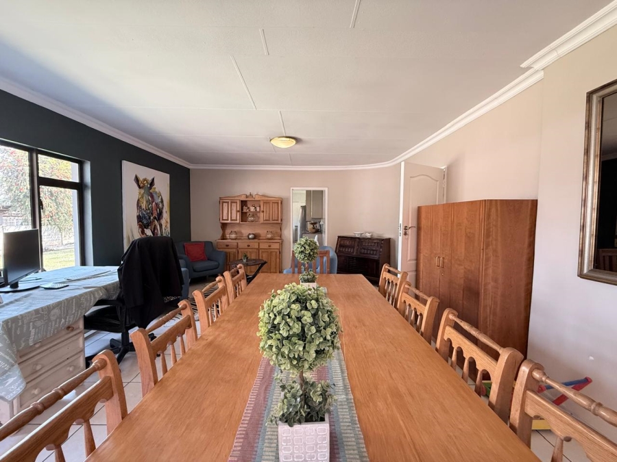 5 Bedroom Property for Sale in Aviary Hill KwaZulu-Natal