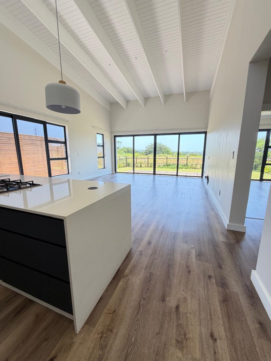 To Let 3 Bedroom Property for Rent in Salt Rock KwaZulu-Natal