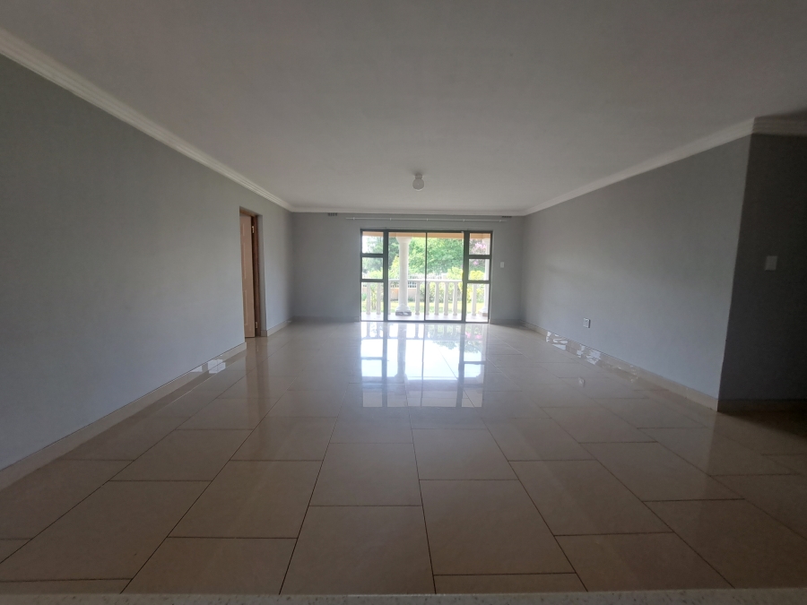 To Let 3 Bedroom Property for Rent in Crestholme KwaZulu-Natal