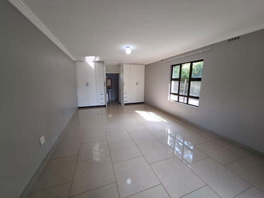 To Let 3 Bedroom Property for Rent in Crestholme KwaZulu-Natal