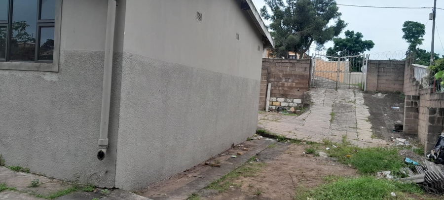 2 Bedroom Property for Sale in Kwandengezi KwaZulu-Natal