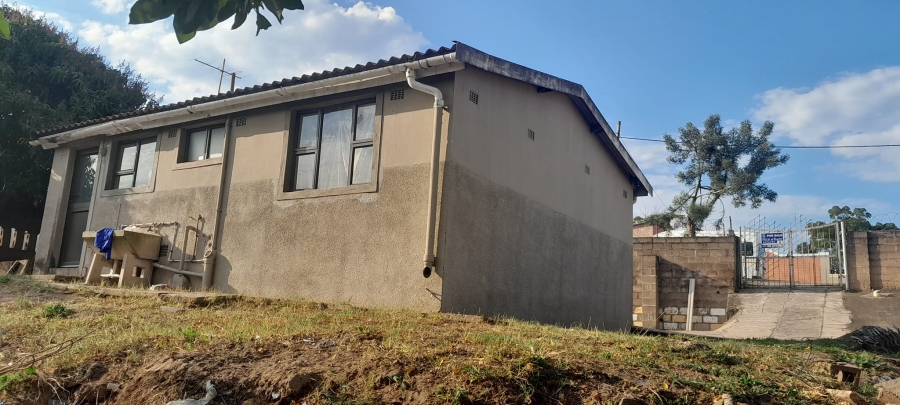 2 Bedroom Property for Sale in Kwandengezi KwaZulu-Natal