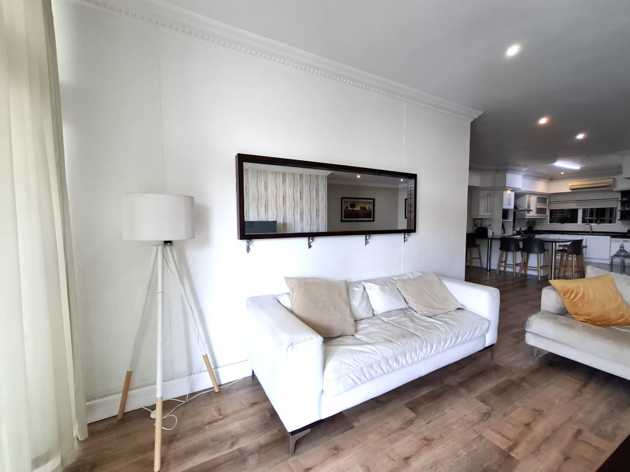 To Let 4 Bedroom Property for Rent in Essenwood KwaZulu-Natal