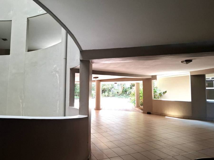 To Let 4 Bedroom Property for Rent in Essenwood KwaZulu-Natal