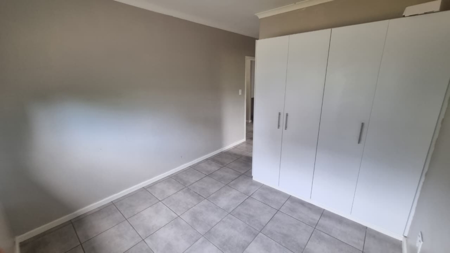 2 Bedroom Property for Sale in Waterfall KwaZulu-Natal