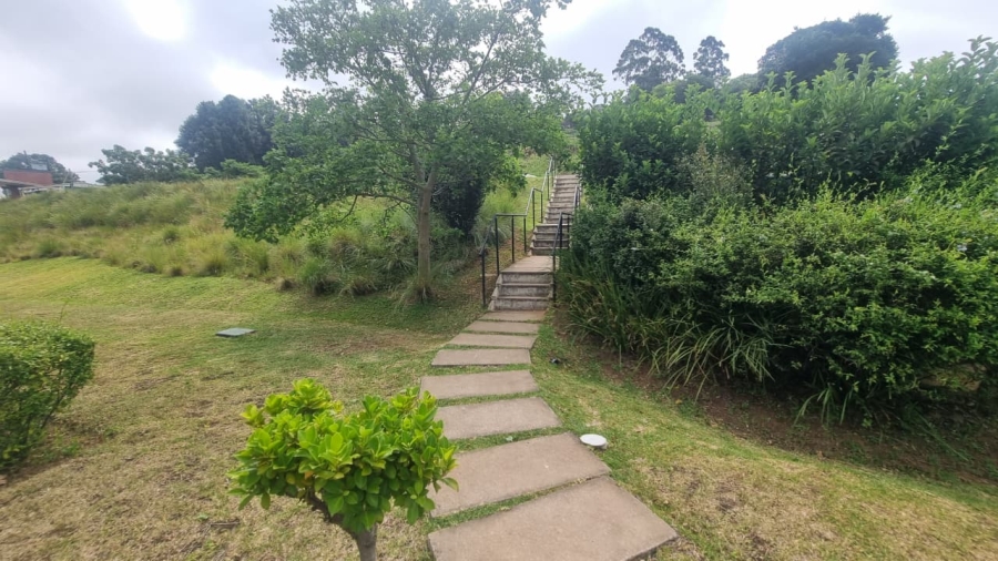 2 Bedroom Property for Sale in Waterfall KwaZulu-Natal