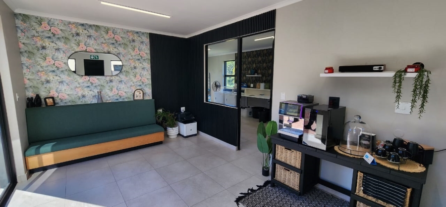 2 Bedroom Property for Sale in Waterfall KwaZulu-Natal