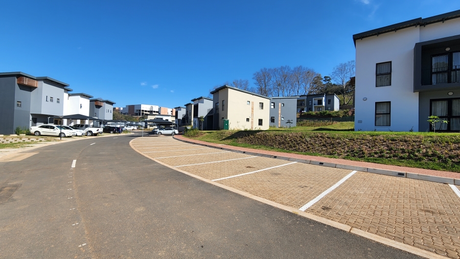 2 Bedroom Property for Sale in Waterfall KwaZulu-Natal