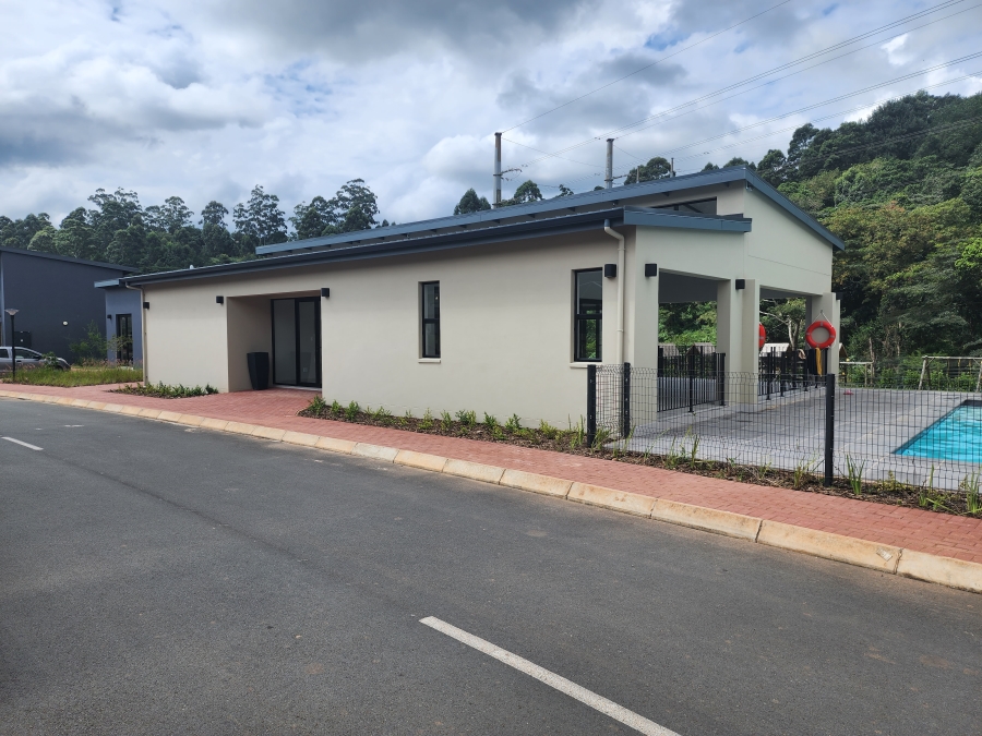 2 Bedroom Property for Sale in Waterfall KwaZulu-Natal