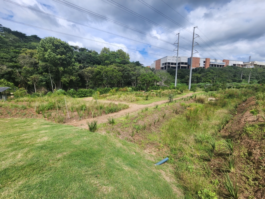 2 Bedroom Property for Sale in Waterfall KwaZulu-Natal