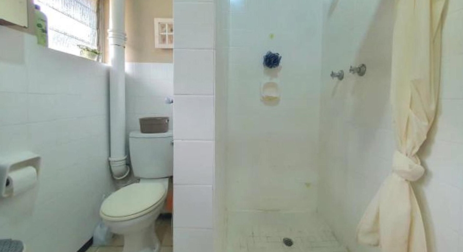 3 Bedroom Property for Sale in Amanzimtoti KwaZulu-Natal