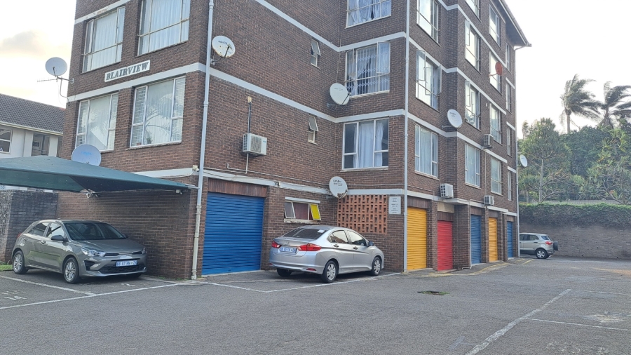 1 Bedroom Property for Sale in Essenwood KwaZulu-Natal