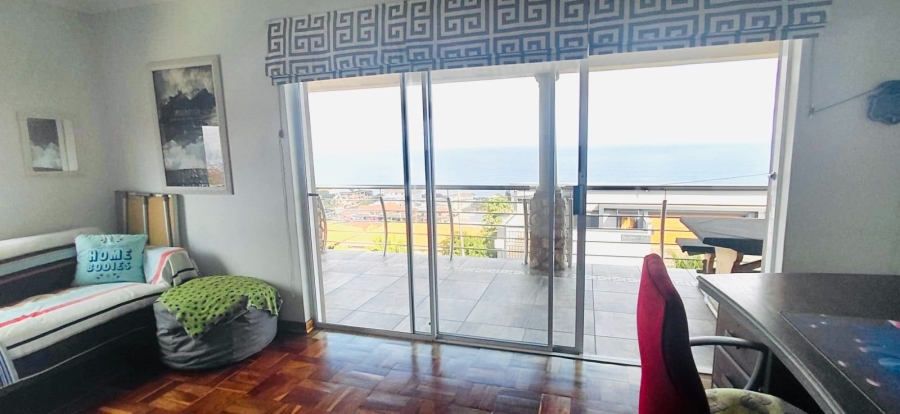 5 Bedroom Property for Sale in Bluff KwaZulu-Natal